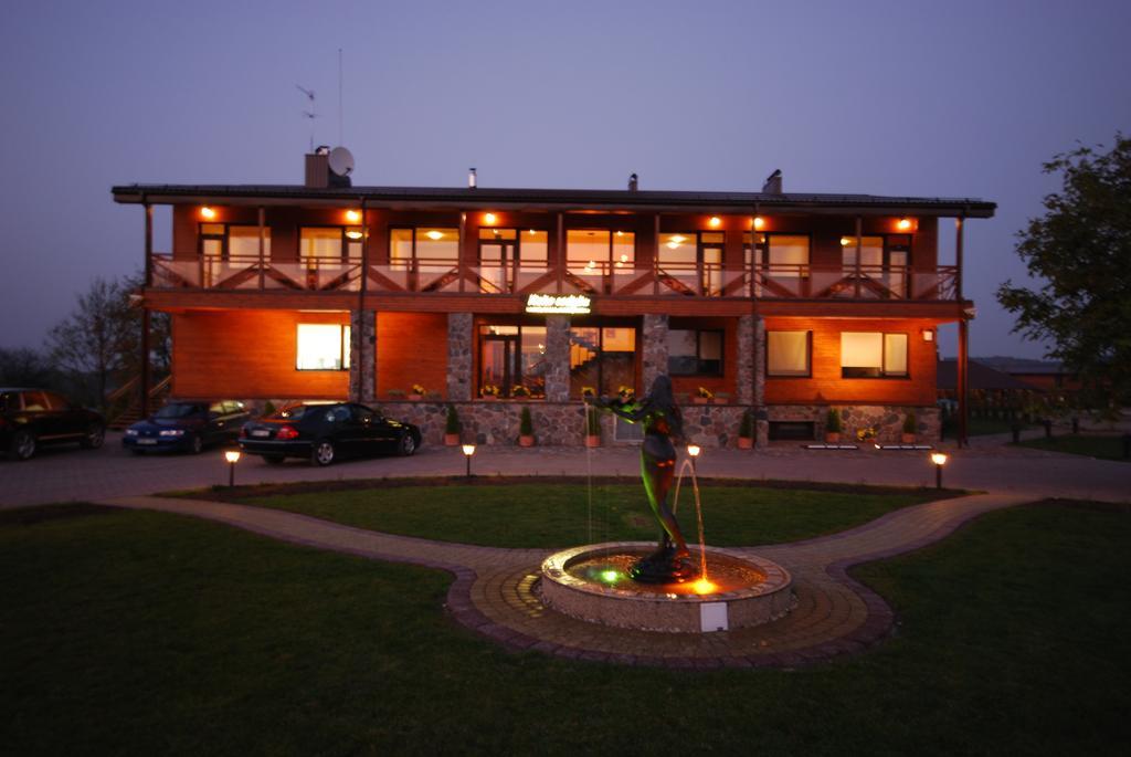 Roko Sodyba Hotel Kaisiadorys ภายนอก รูปภาพ